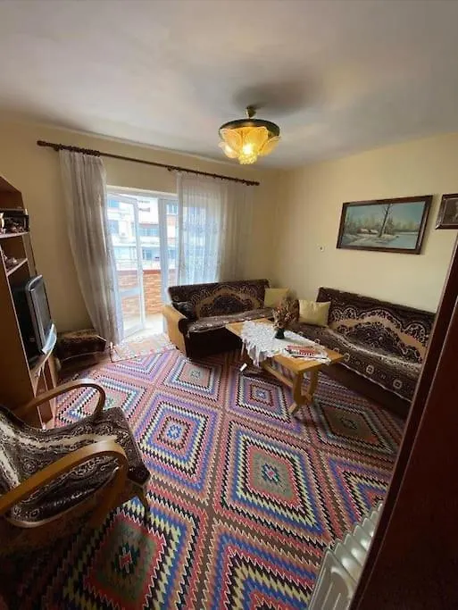 Mollys Apartment 1 Pogradec Albania